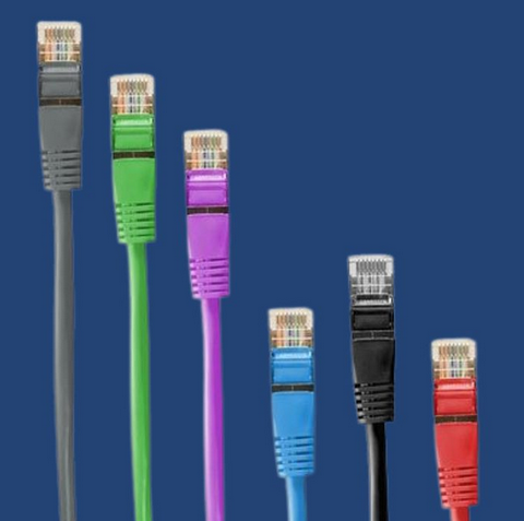 Netzwerkswitch mit Patchpanel